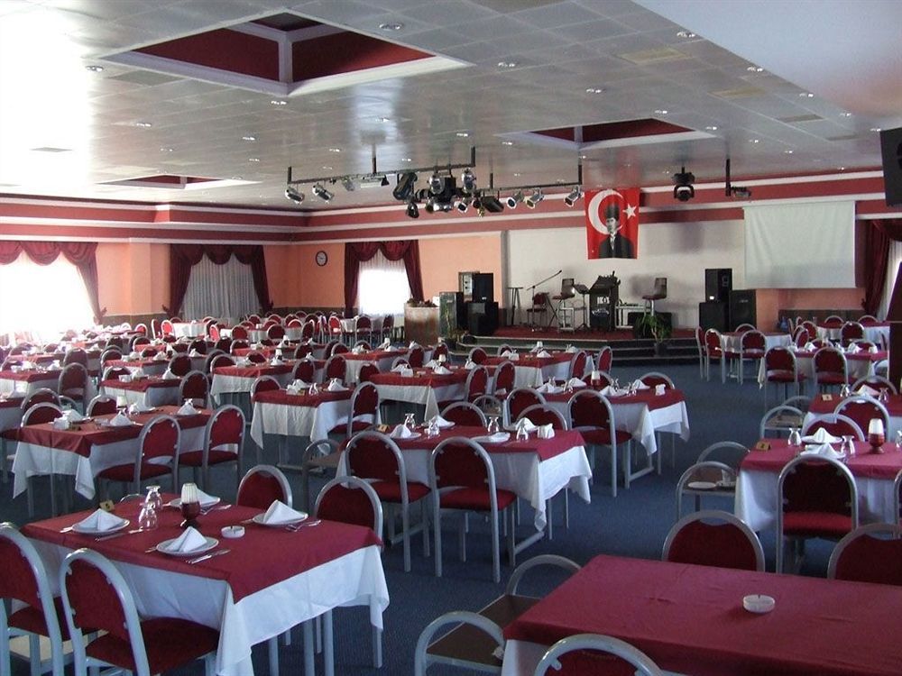 Hotel Metropolis Torbalı Exteriér fotografie
