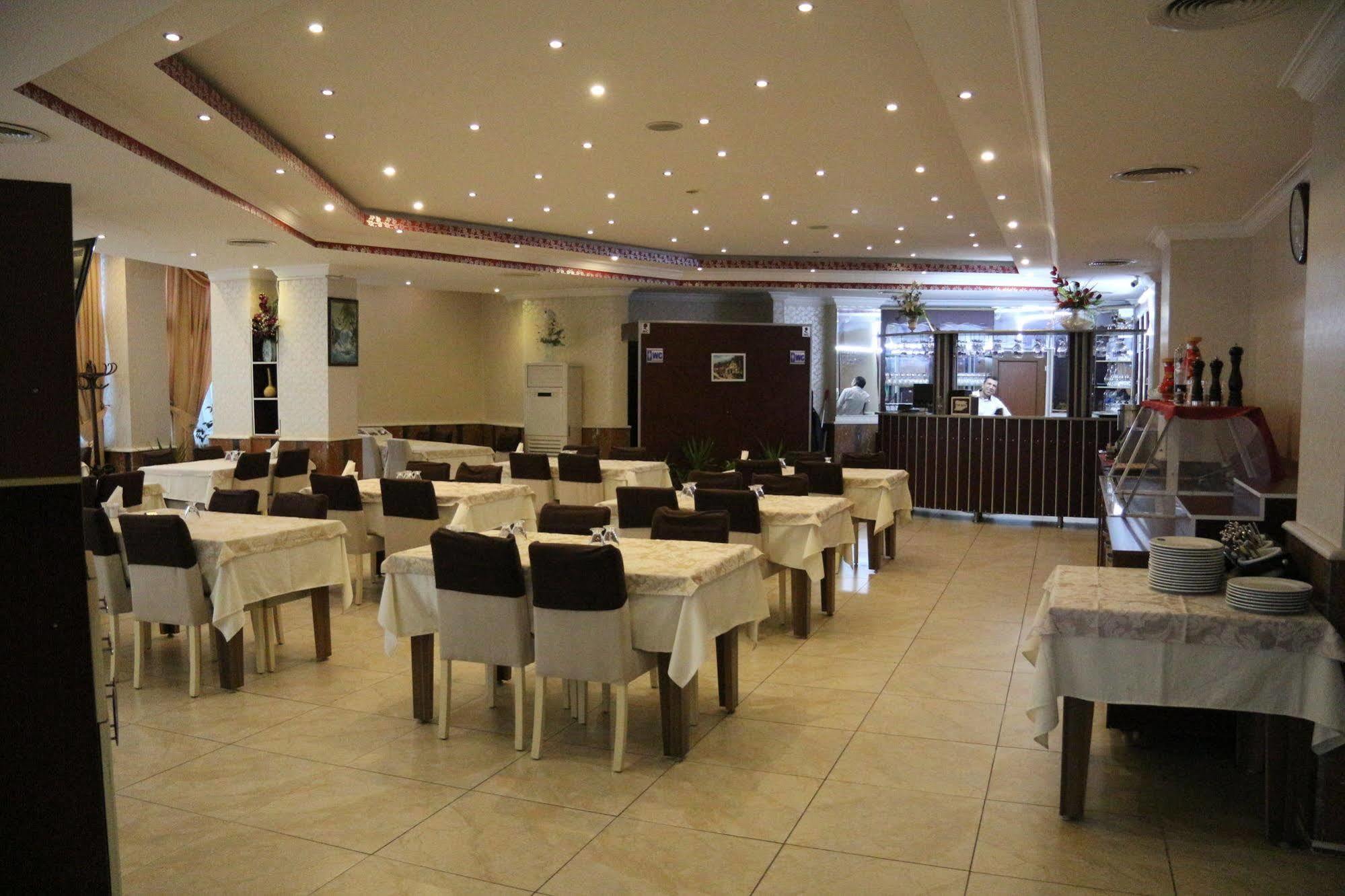 Hotel Metropolis Torbalı Exteriér fotografie