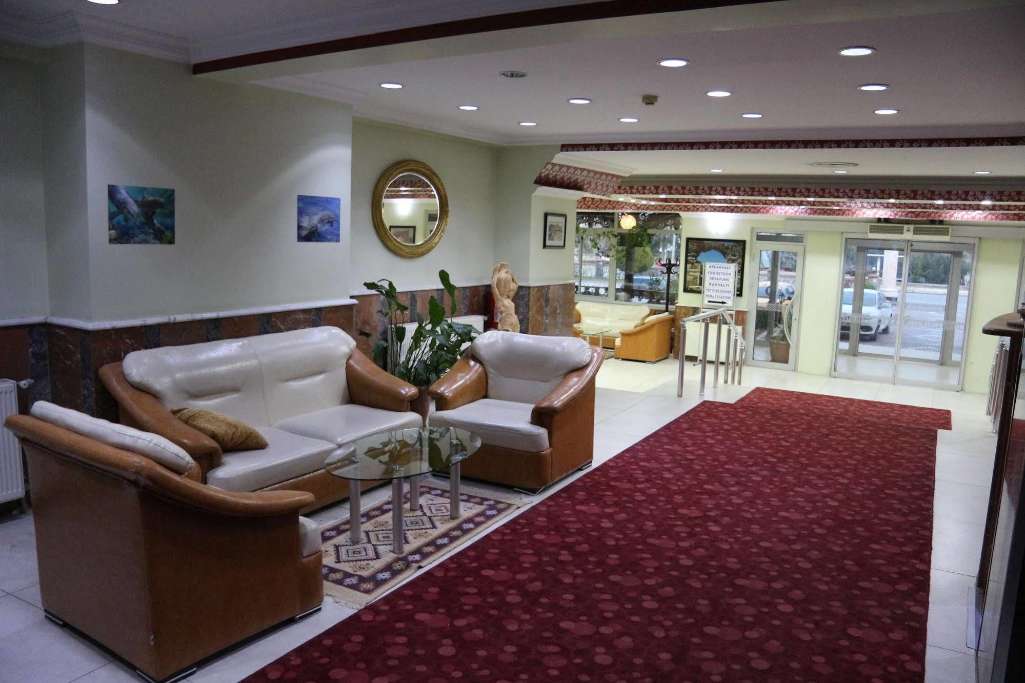 Hotel Metropolis Torbalı Exteriér fotografie